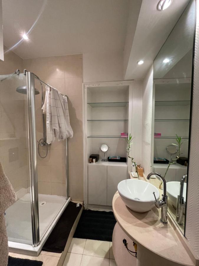 Paris : Superb appartement de 47m2 Extérieur photo